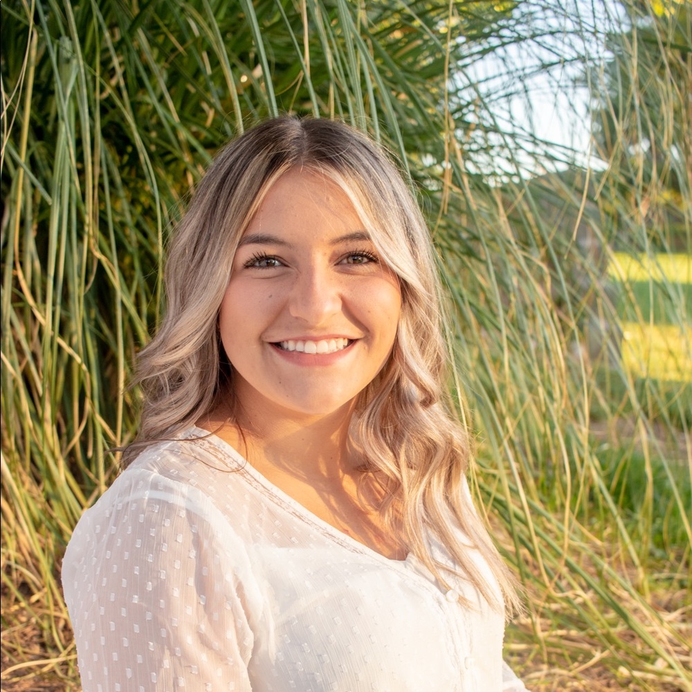 Meet your Posher, Sabrina